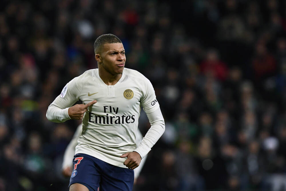 以网强算，破局万亿模型训推瓶颈——新华三超节点打造AI基础设施新范式